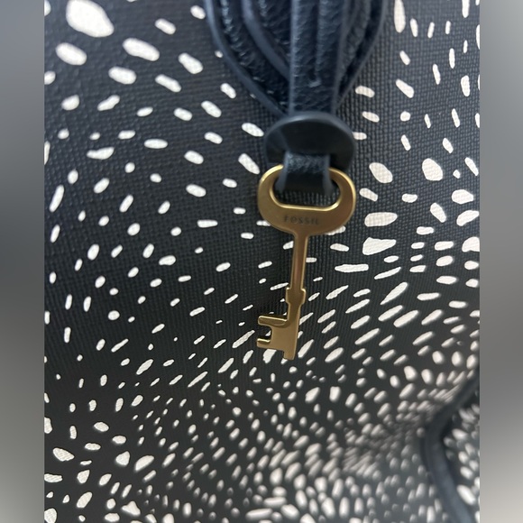 FOSSIL Sydney Large Tote - Picture 2 of 6